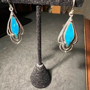 Sterling silver 925 dangling earrings with inlay turquoise